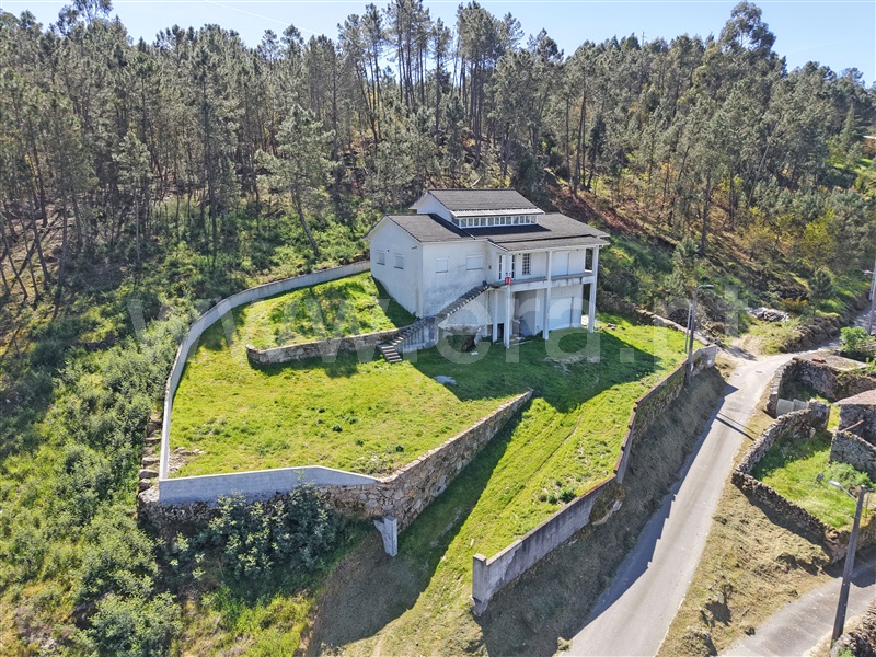 Moradia Isolada T3 / Vouzela, São Miguel do Mato