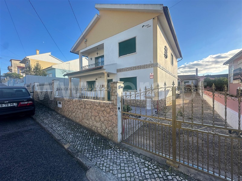 Moradia Isolada T6 / Alenquer, Alenquer