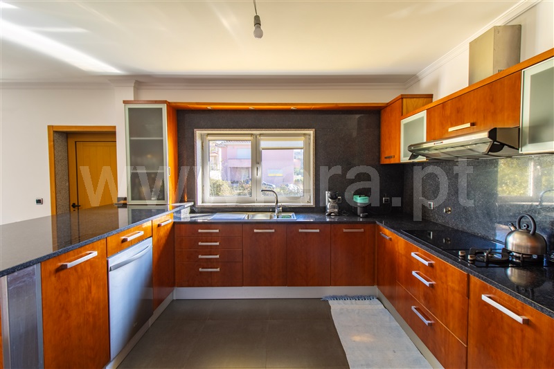 Moradia Isolada T4 / Amarante, Mancelos