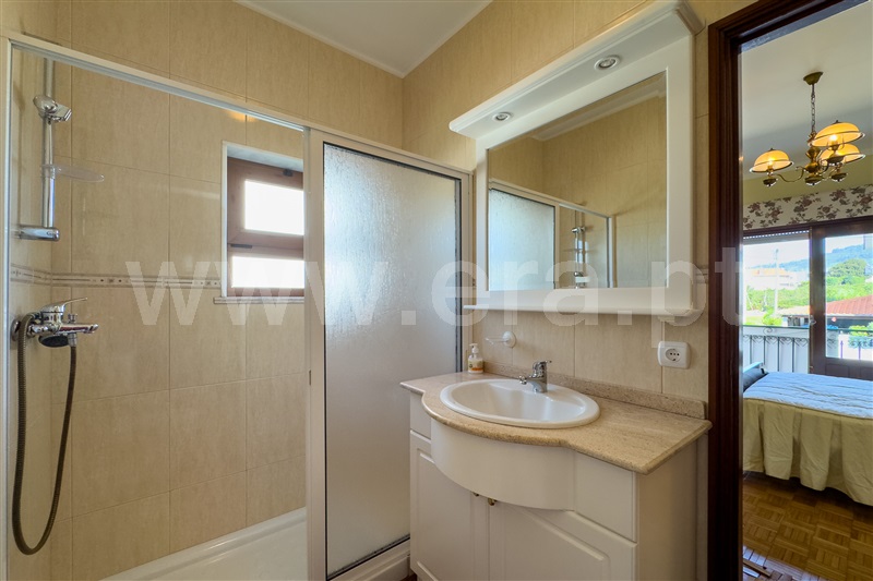 Moradia Isolada T4 Amares, Feira Nova - 1426328 - 29