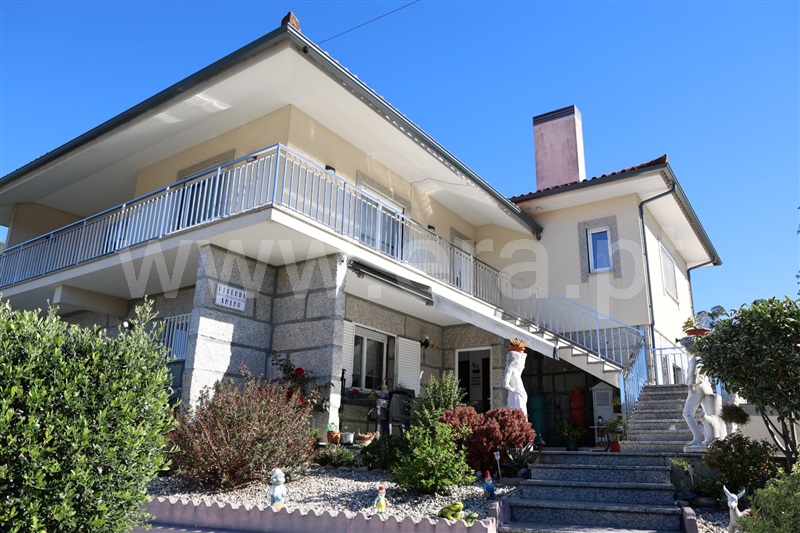 Moradia Isolada T4 / Arcos de Valdevez, Gondoriz