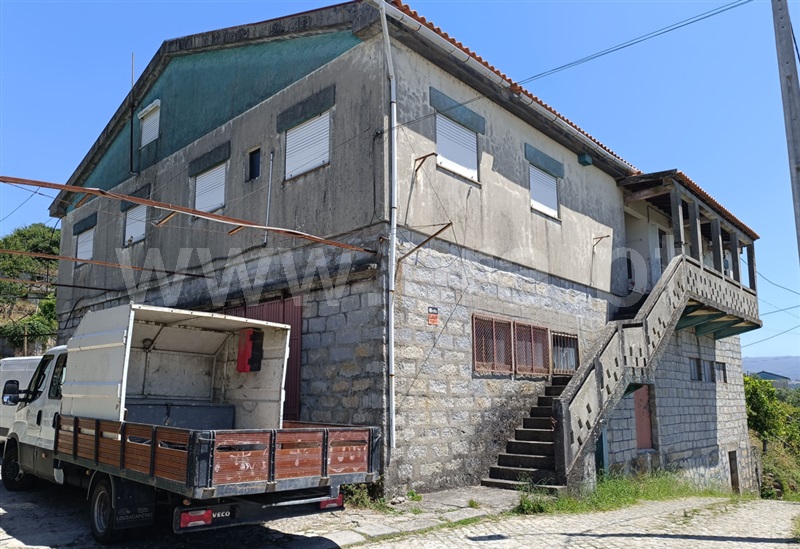 Moradia Isolada T4 / Baião, Ancede e Ribadouro