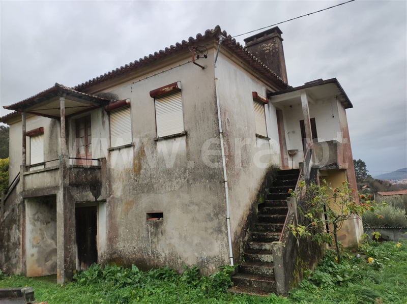 Moradia Isolada T4 / Barcelos, Durrães e Tregosa