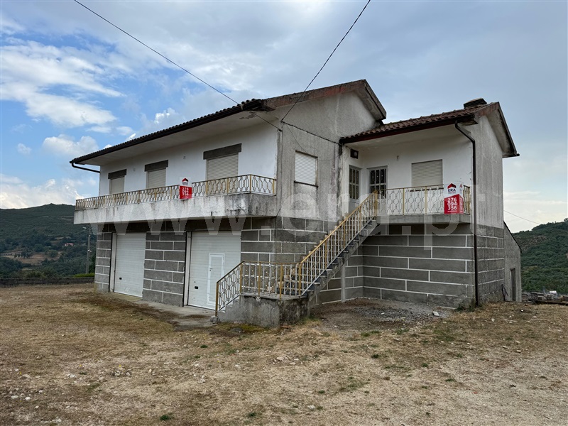 Moradia Isolada T4 / Boticas, Beça
