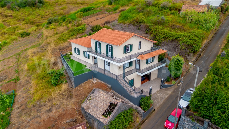 Moradia Isolada T4 / Calheta (Madeira), Calheta