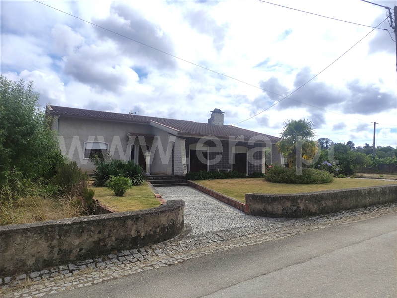 Moradia Isolada  Cantanhede, Vila Nova de outil - 1494001 - 1