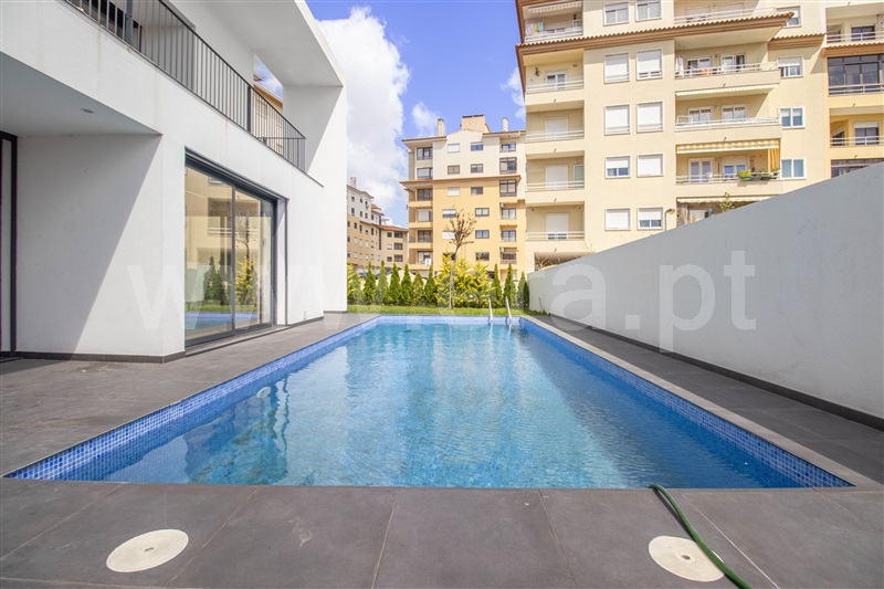 Moradia Isolada T4 / Cascais, Carcavelos e Parede