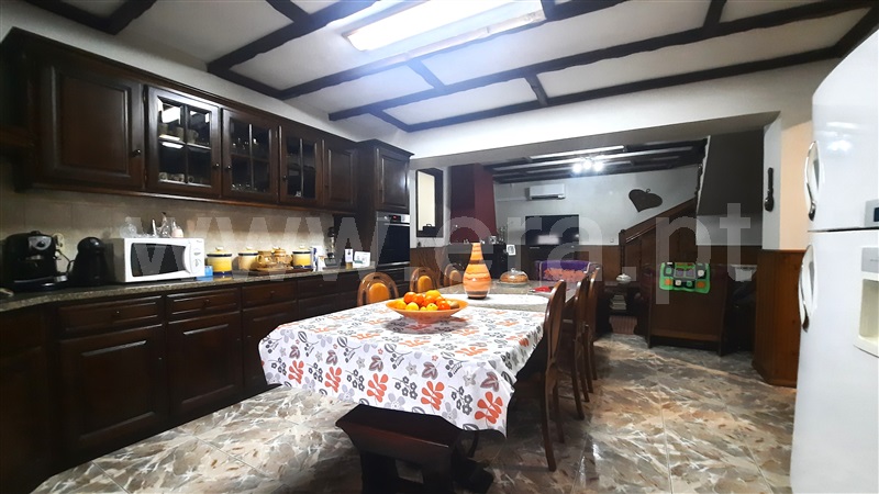 Moradia Isolada T4 Chaves, Eiras, São Julião de Montenegro e Cela - 1383468 - 1