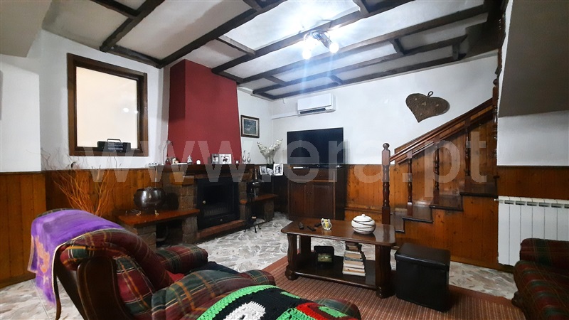 Moradia Isolada T4 Chaves, Eiras, São Julião de Montenegro e Cela - 1383468 - 3