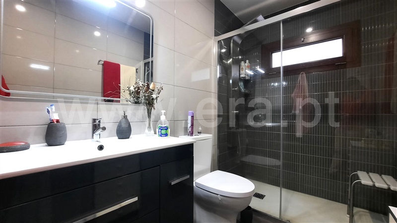 Moradia Isolada T4 Chaves, Eiras, São Julião de Montenegro e Cela - 1383468 - 5
