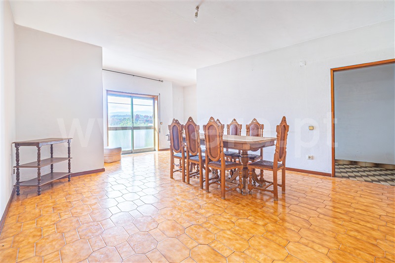 Moradia Isolada T4 / Chaves, Outeiro Seco