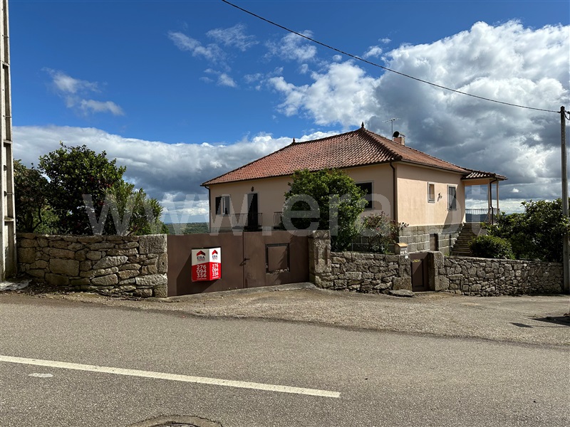Moradia Isolada T4 / Chaves, Sanfins