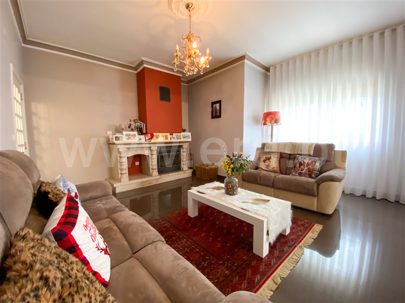 Moradia Isolada T4 Chaves, Santa Cruz/Trindade e Sanjurge - 1421374 - 21