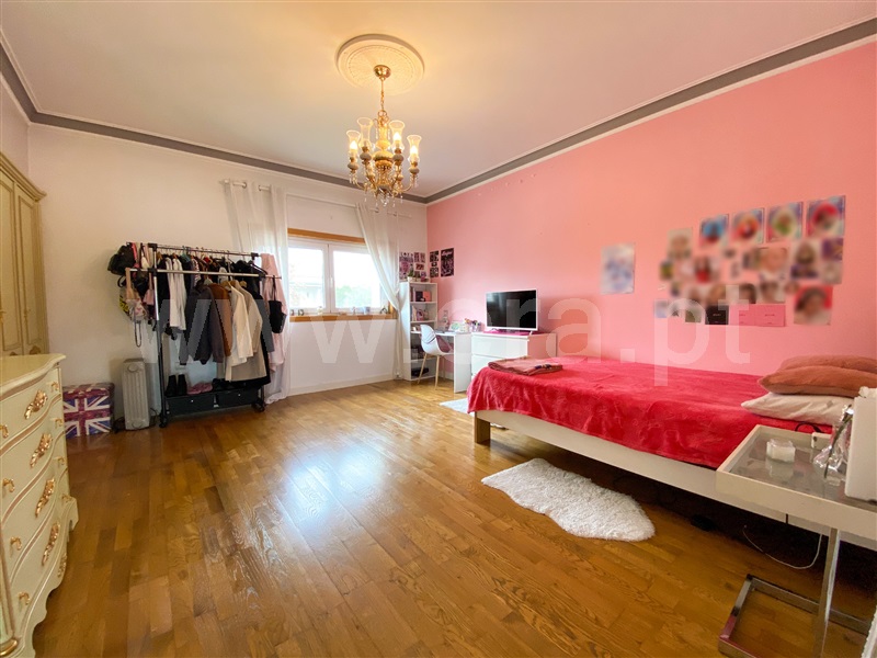 Moradia Isolada T4 Chaves, Santa Cruz/Trindade e Sanjurge - 1421374 - 26
