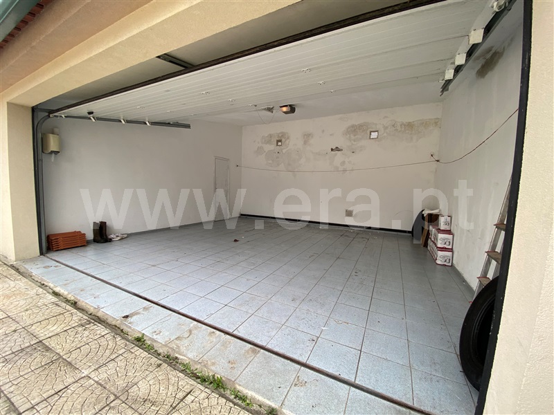 Moradia Isolada T4 Chaves, Santa Cruz/Trindade e Sanjurge - 1421374 - 37