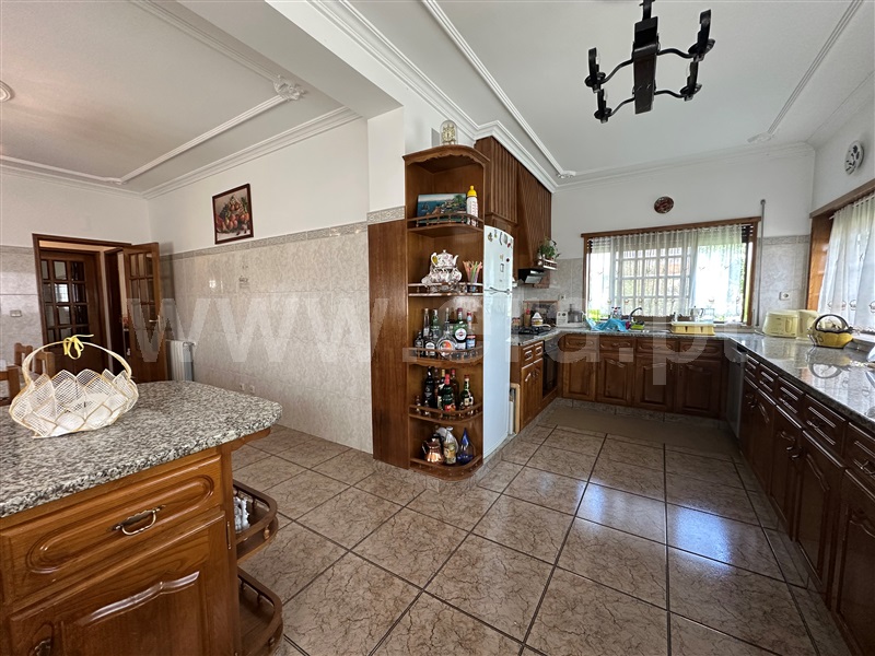 Moradia Isolada T4 Chaves, Santa Cruz/Trindade e Sanjurge - 1476770 - 3