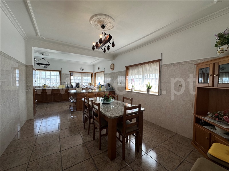 Moradia Isolada T4 Chaves, Santa Cruz/Trindade e Sanjurge - 1476770 - 4