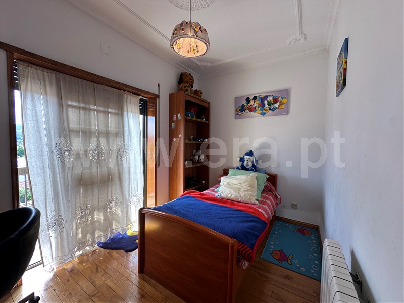 Moradia Isolada T4 Chaves, Santa Cruz/Trindade e Sanjurge - 1476770 - 8