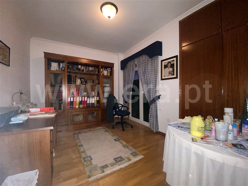 Moradia Isolada T4 Chaves, Santa Cruz/Trindade e Sanjurge - 1491057 - 11