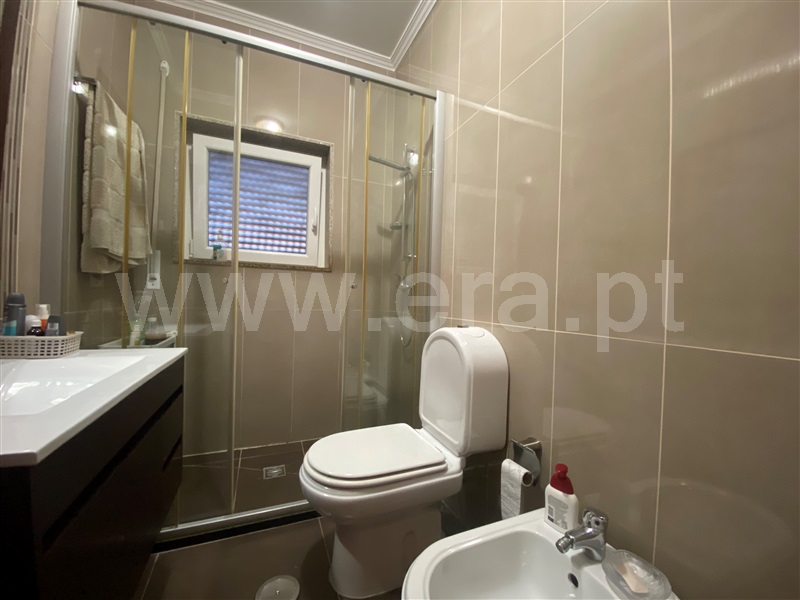 Moradia Isolada T4 Chaves, Santa Cruz/Trindade e Sanjurge - 1491057 - 16