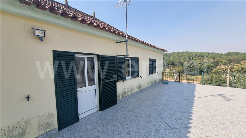 Moradia Isolada T4 / Chaves, Santa Leocádia