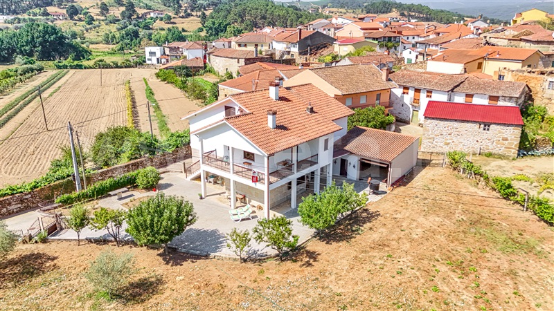 Moradia Isolada T4 com Terreno Chaves, Vidago (Vidago, Arcossó, Selhariz e Vilarinho das Paranheiras) - 1498318 - 32