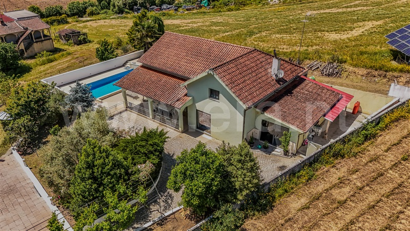 Moradia Isolada T4 / Chaves, Vidago (Vidago, Arcossó, Selhariz e Vilarinho das Paranheiras)