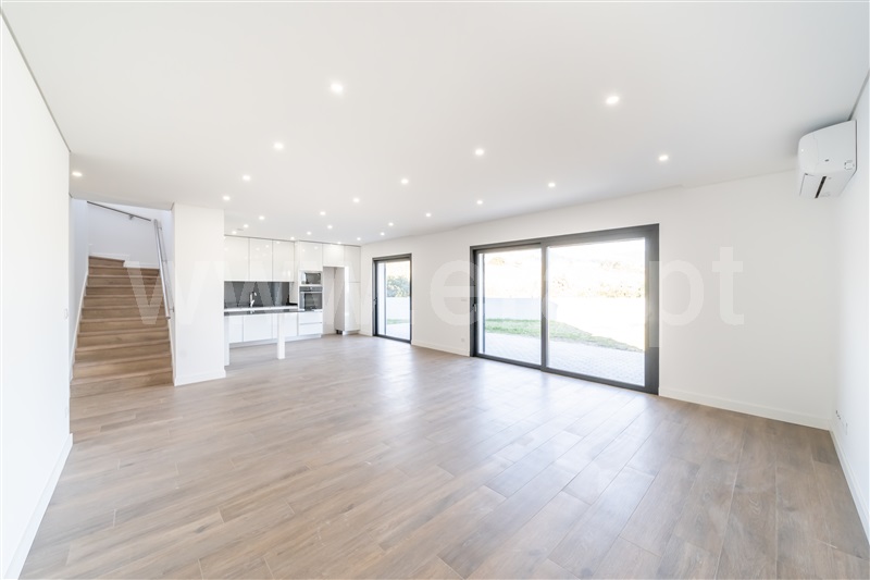 Moradia Isolada T4 / Covilhã, Boidobra