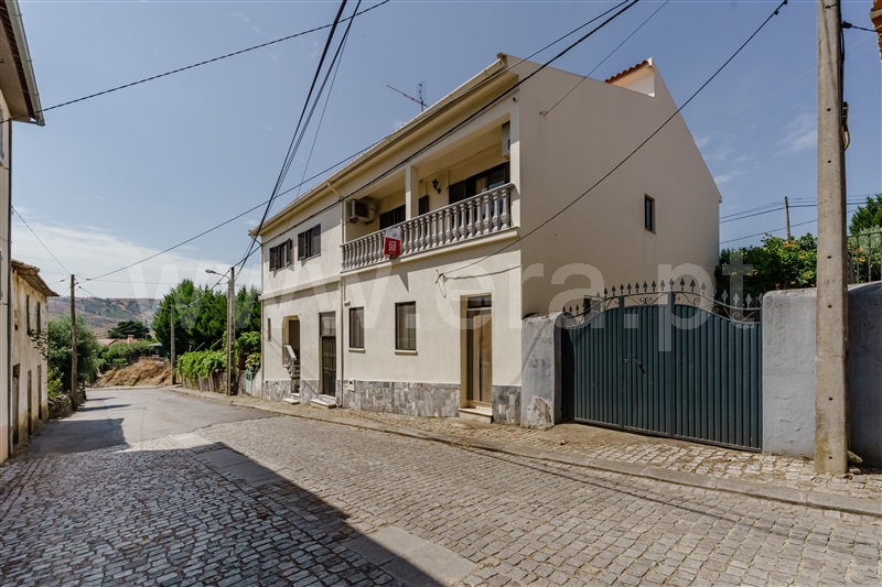 Moradia Isolada T4 / Covilhã, Coutada