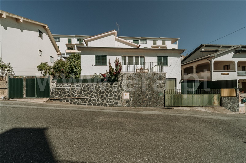 Moradia Isolada T4 / Covilhã, Covilhã
