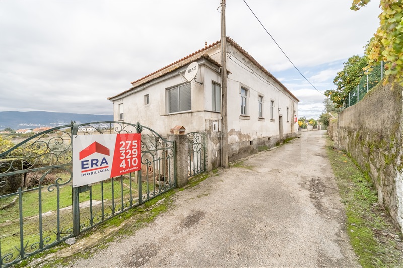 Moradia Isolada T4 / Covilhã, Ferro