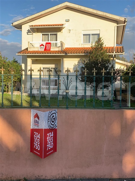 Moradia Isolada T4 / Estarreja, Centro