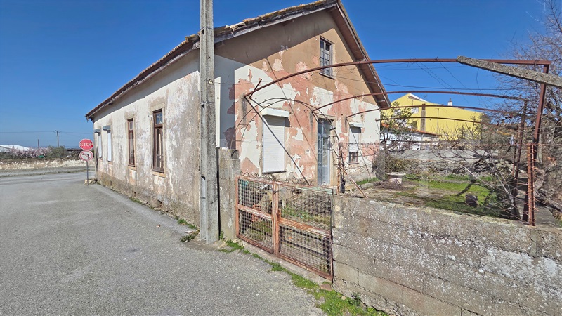 Moradia T4 à venda em Escalhão, Figueira de Castelo Rodrigo — foto 3