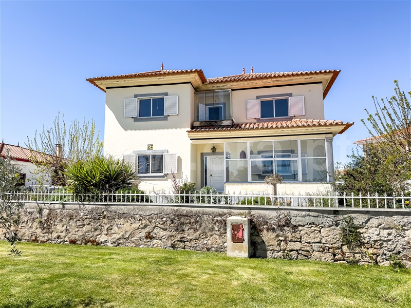 Moradia Isolada T4 / Figueira de Castelo Rodrigo, Figueira de Castelo Rodrigo