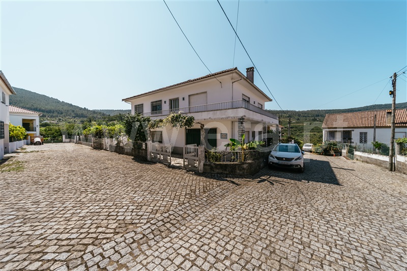 Moradia Isolada T4 / Fundão, Alcaide