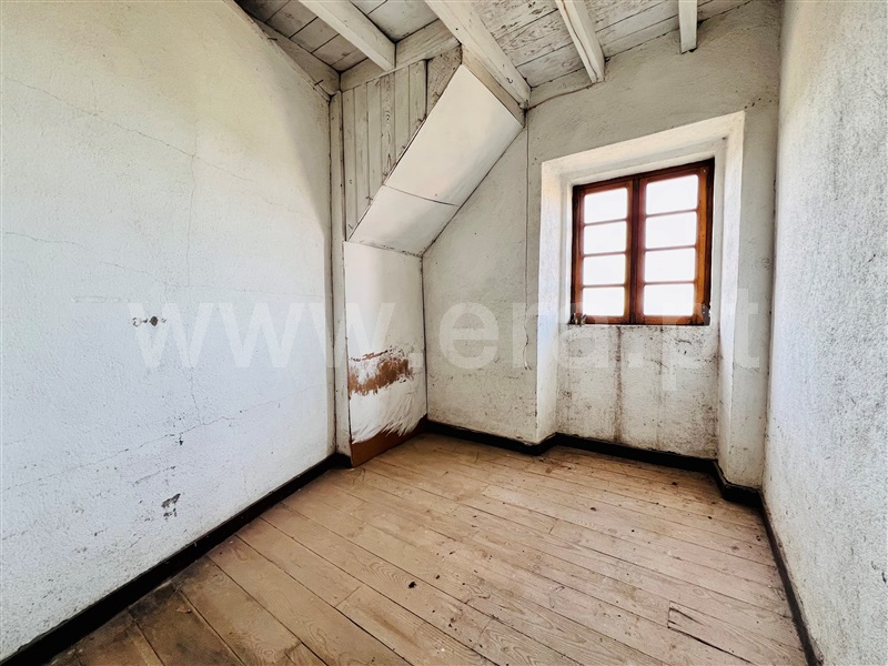 Moradia Isolada T4 Gouveia, Moimenta da Serra e Vinhó - 1385827 - 24