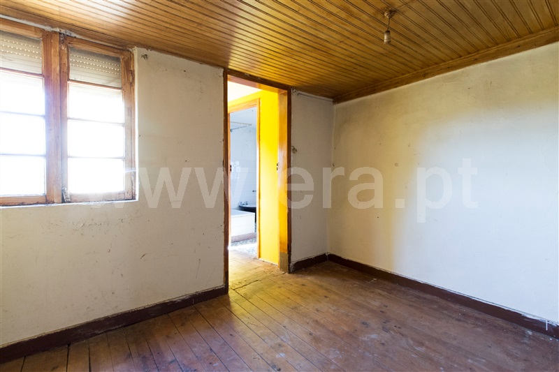 Moradia Isolada T4 Gouveia, Vila Nova de Tazem - 1262774 - 7