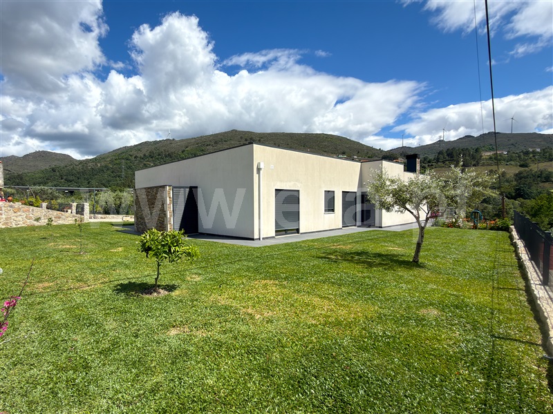 Moradia T4 à venda em Benespera, Guarda — foto 4