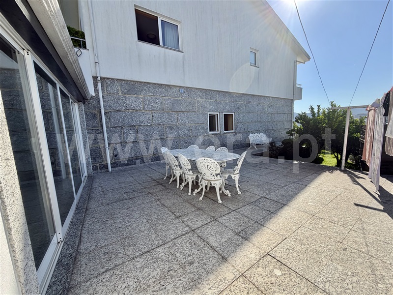 Moradia T4 à venda em Selho São Lourenço e Gominhães, Guimarães — foto 8