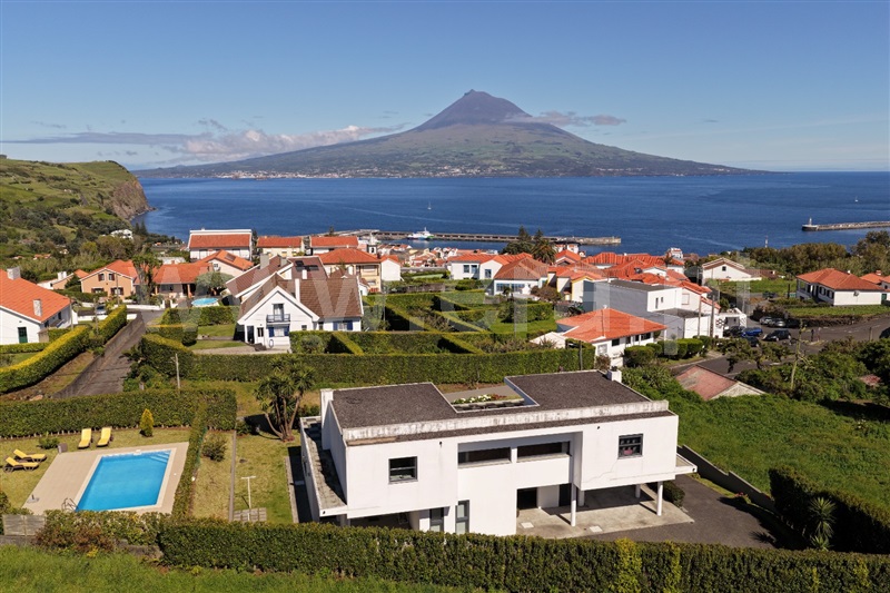 Moradia Isolada T4 / Horta, Horta (Matriz)