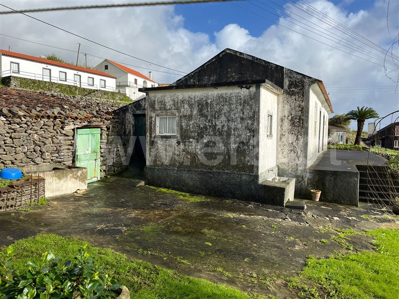 Moradia Isolada T4 Lajes das Flores - 1480419 - 2