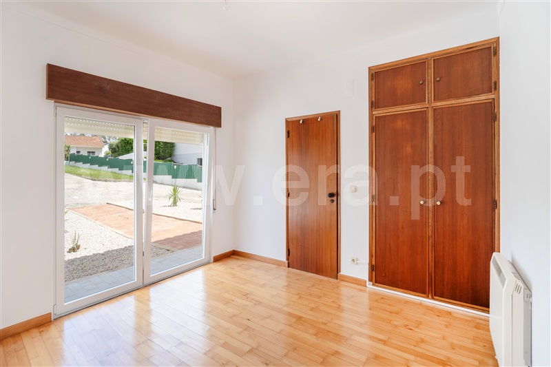 Moradia T4 à venda em Parceiros e Azoia, Leiria — foto 2