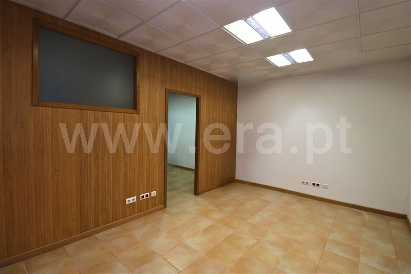 Moradia T4 à venda em Parceiros e Azoia, Leiria — foto 10