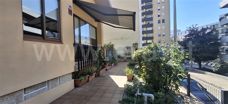 Moradia T4 à venda em Maia, Ribeira Grande — foto 2