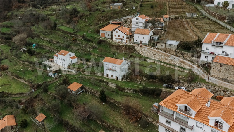 Moradia Isolada T4 / Manteigas, Serra da Estrela