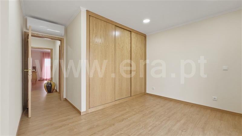 Moradia T4 à venda em Pontinha e Famões, Odivelas — foto 11