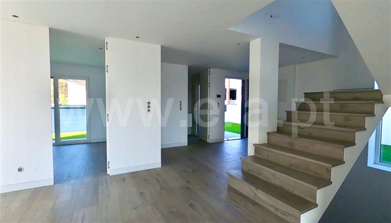 Moradia Isolada T4 com Piscina Odivelas, Ramada e Caneças - 1468216 - 12