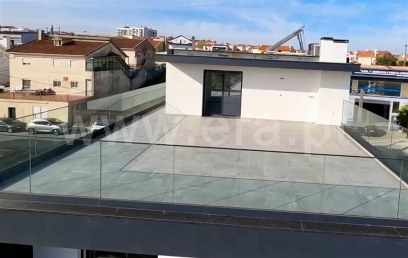 Moradia Isolada T4 com Piscina Odivelas, Ramada e Caneças - 1468216 - 16