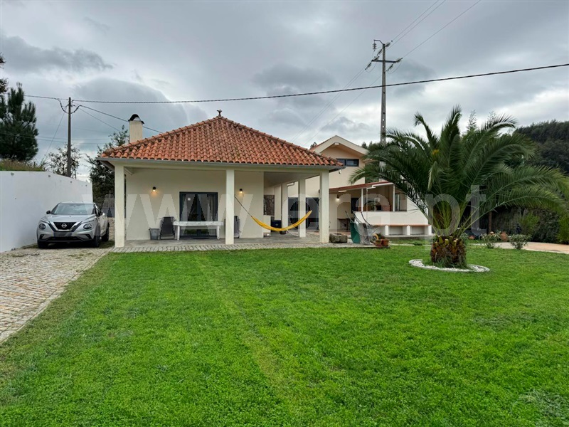 Moradia Isolada T4 / Oliveira do Hospital, Vilela