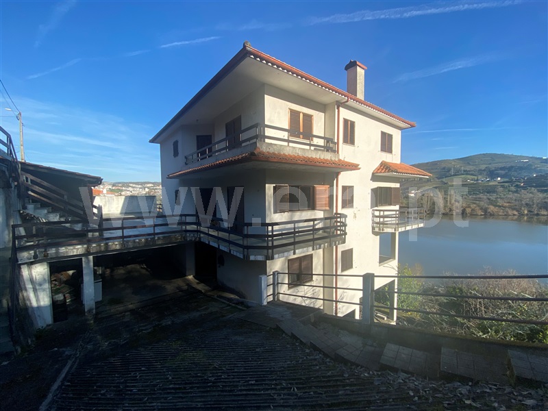 Moradia Isolada T4 Peso da Régua, Peso da Régua e Godim - 1368782 - 1